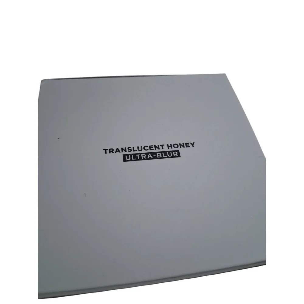 Laura Mercier Paris‎ Translucent Loose Setting Powder Ultra Blur color: Honey